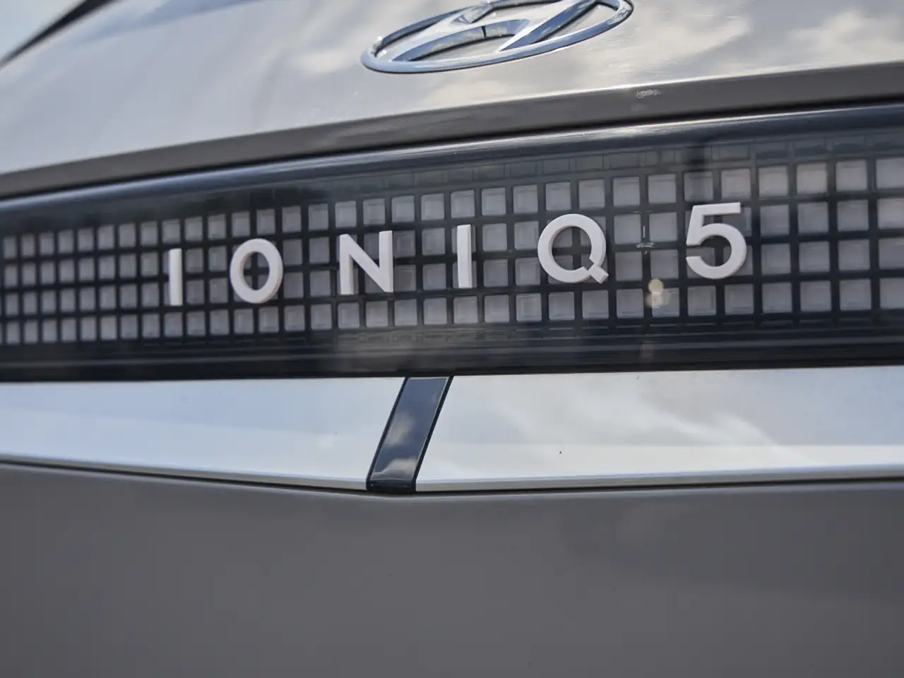 Hyundai IONIQ 5 снимка Hyundai IONIQ 5