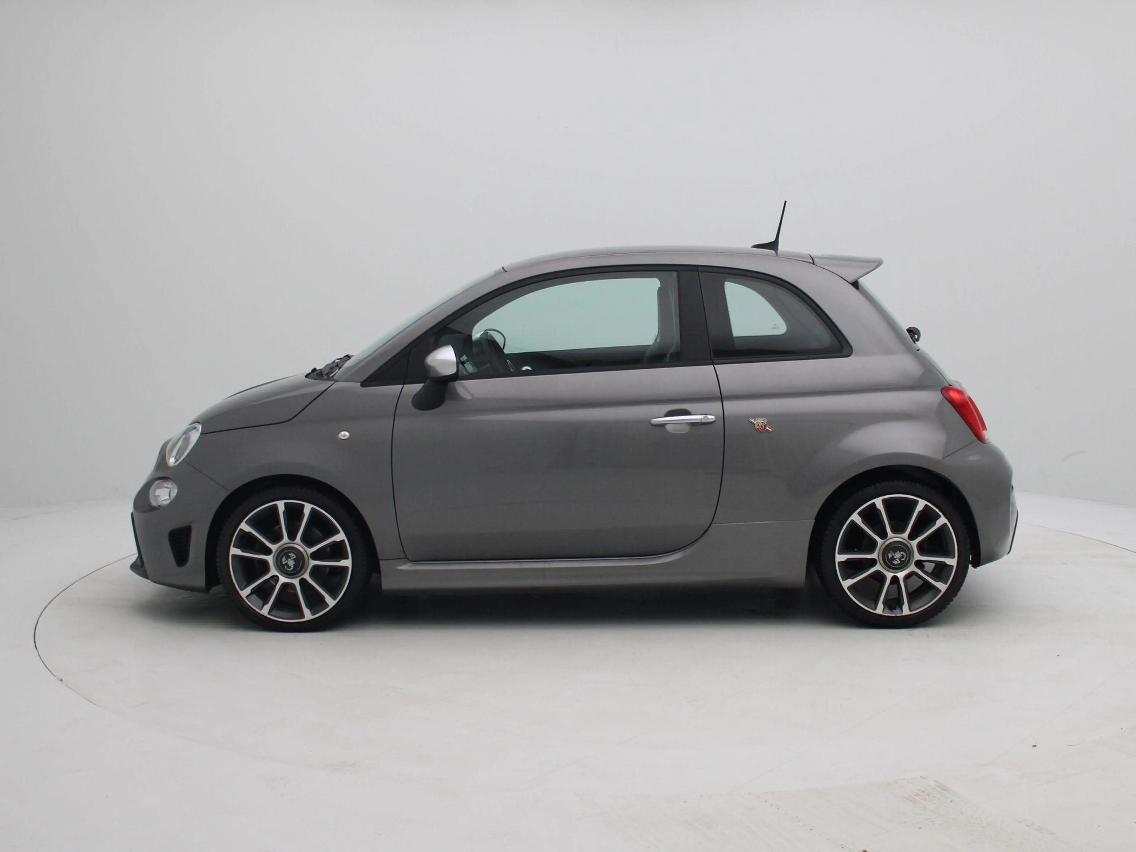 Abarth 595 Turismo 1.4 T-Jet Abarth — photo 4