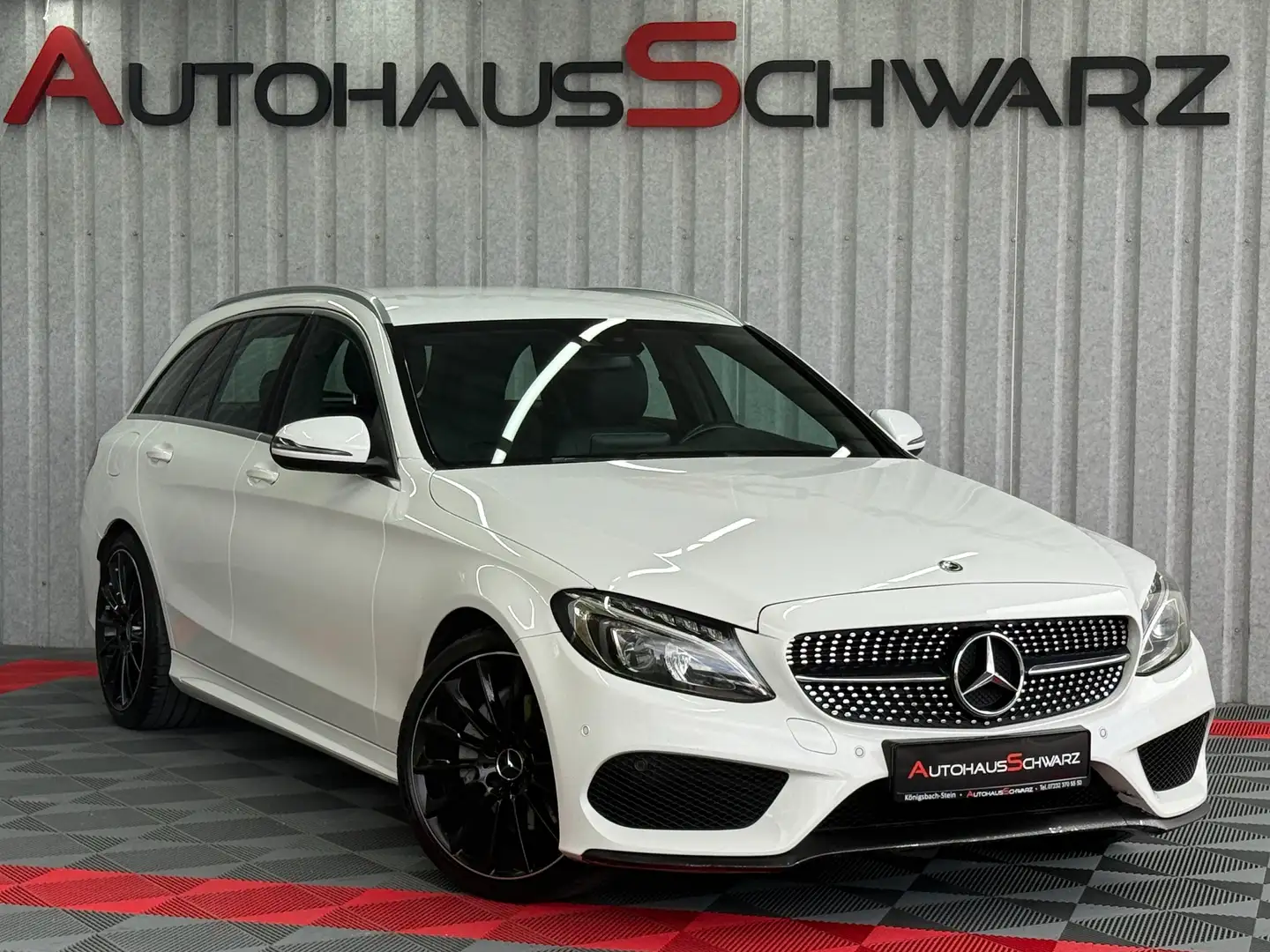 Mercedes-Benz C 220 C220cdi Aut AMG Burmester Kamera Leder AHK Led 19` Weiß - 1