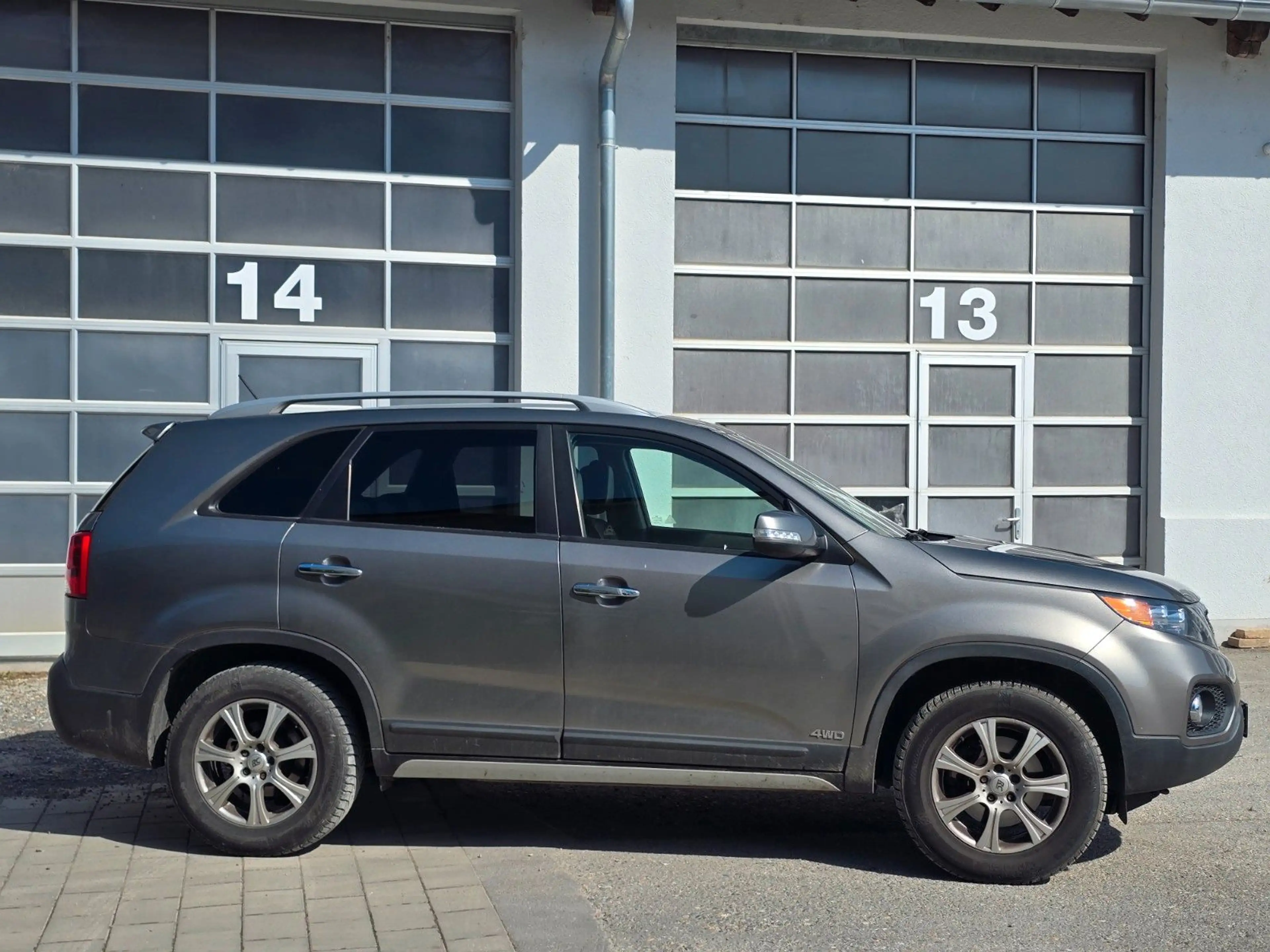 Kia Sorento Vision 4WD*AUTO*LEDER*SCHIEB*HU 01/28 — photo 4