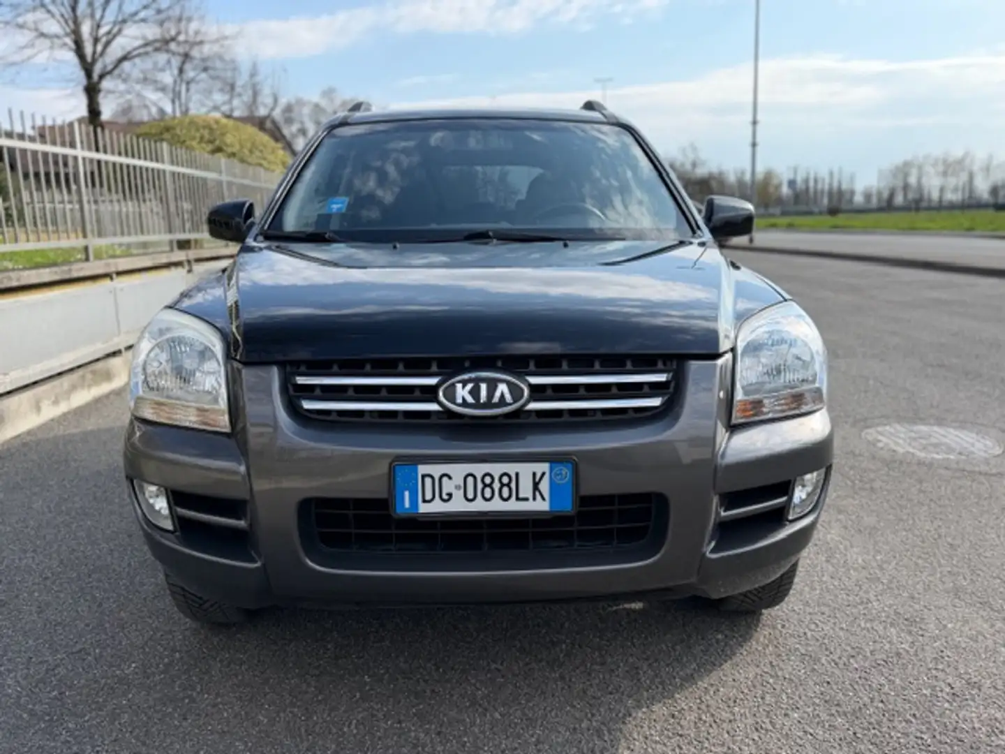 Kia Sportage Sportage  2.0 16v Active 4x4 Schwarz - 2