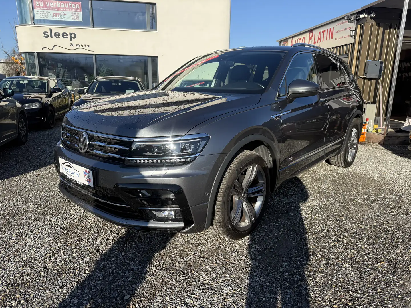 Volkswagen Tiguan Allspace Tiguan 2,0 TDI SCR  Allspace Highline DSG R-Line Grau - 2