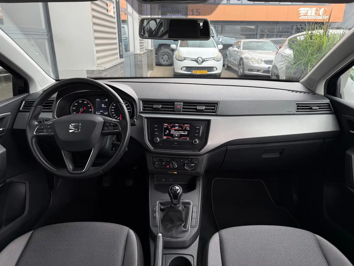 SEAT Ibiza 1.0 TSI Style Airco ACC PDC Zwart - 2