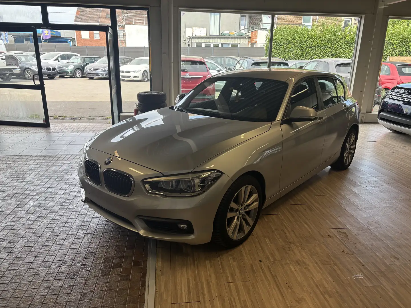 BMW 118 118iA Zilver - 1