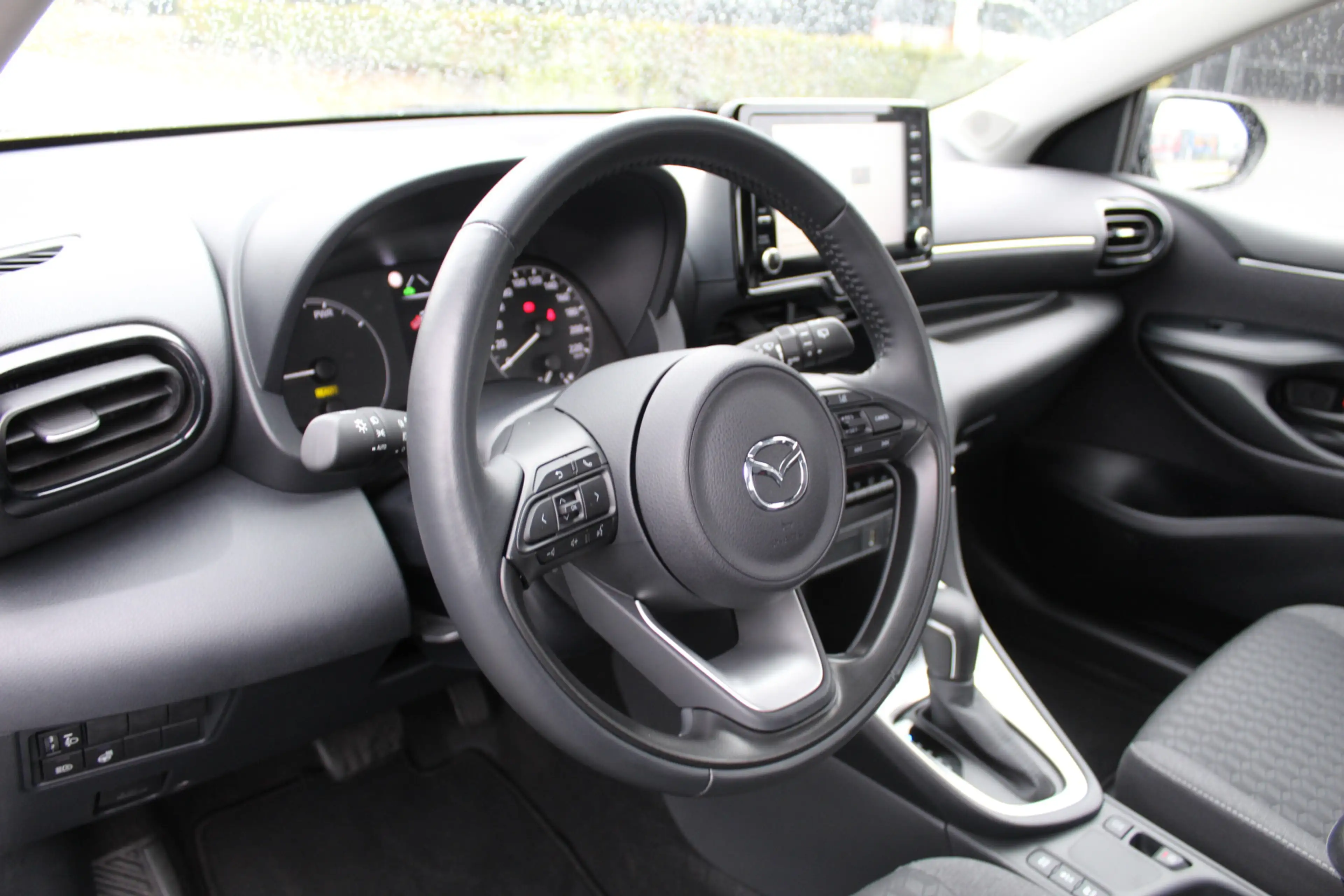 Mazda 2 Hybrid 1.5 Agile Origineel NL | Camera | Stoelverw — photo 2