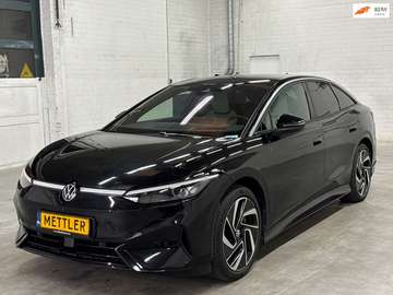 Pro Limited Edition 77 kWh | Harman Kardon | Head