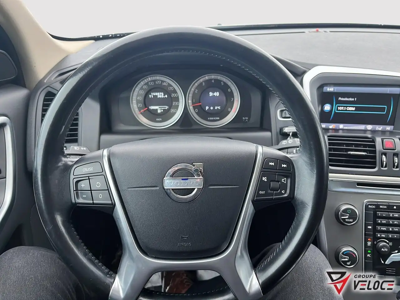 Volvo XC60 снимка Volvo XC60
