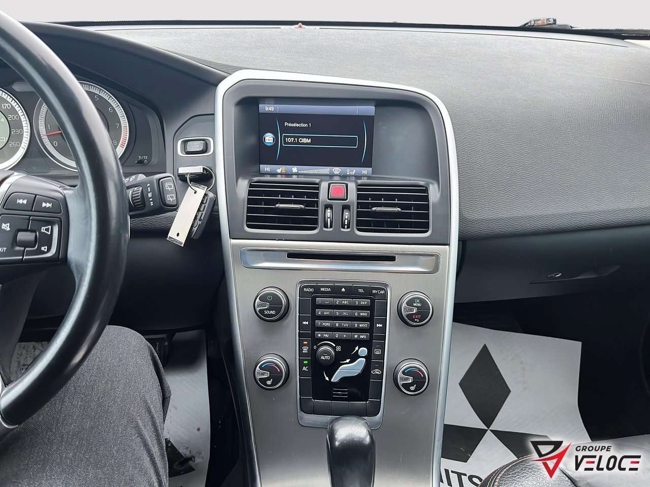 2012 Volvo XC60 *V6, AWD, CUIR* thumb 7