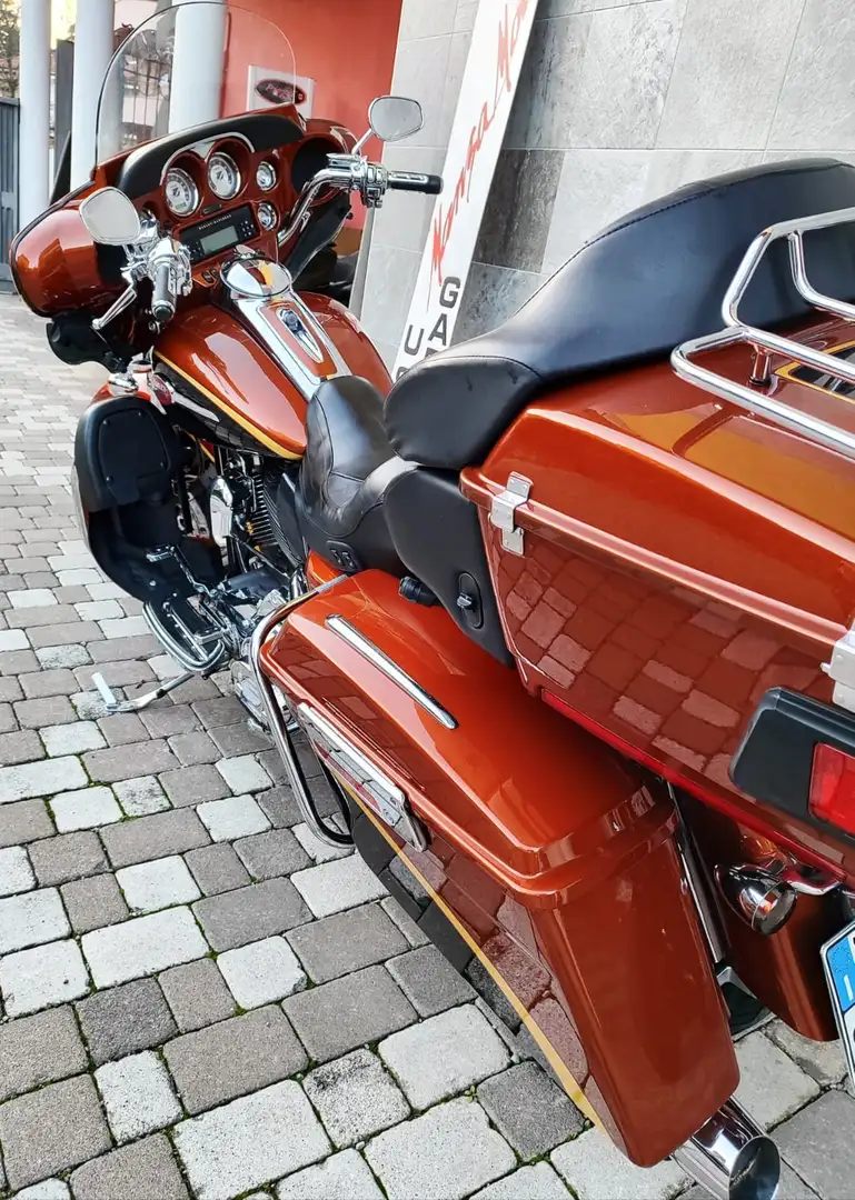Harley-Davidson Electra Glide Arancione - 2