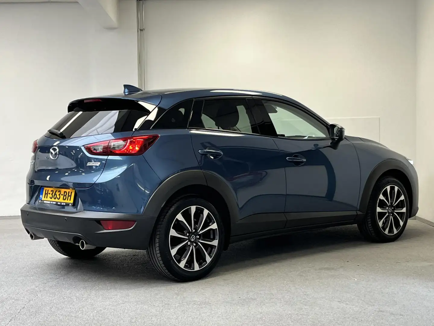 Mazda CX-3 2.0 SkyActiv-G 120 Sport Selected Blau - 2