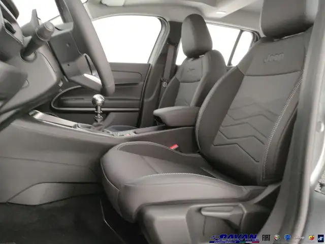 Jeep Avenger view 10