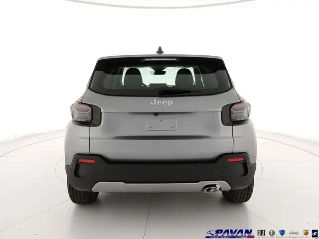 Jeep Avenger view 4
