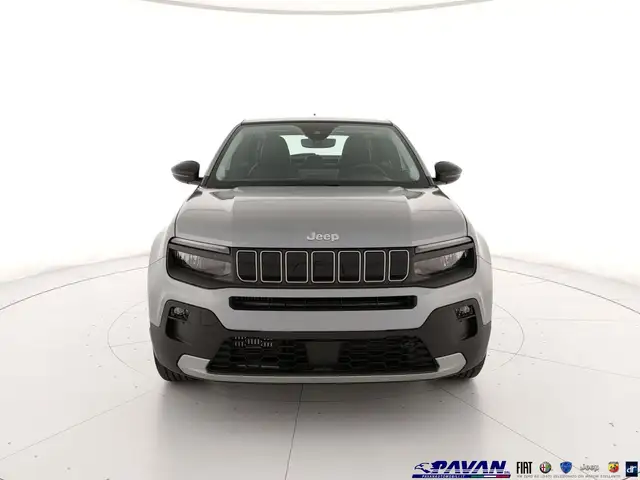 Jeep Avenger view 2