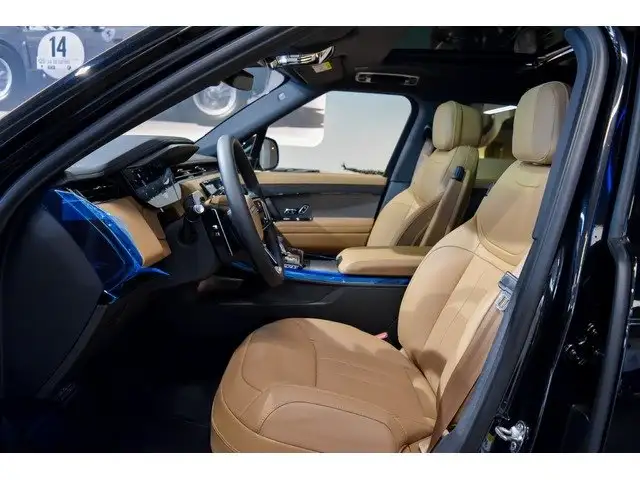 Land Rover Range Rover Sport view 5