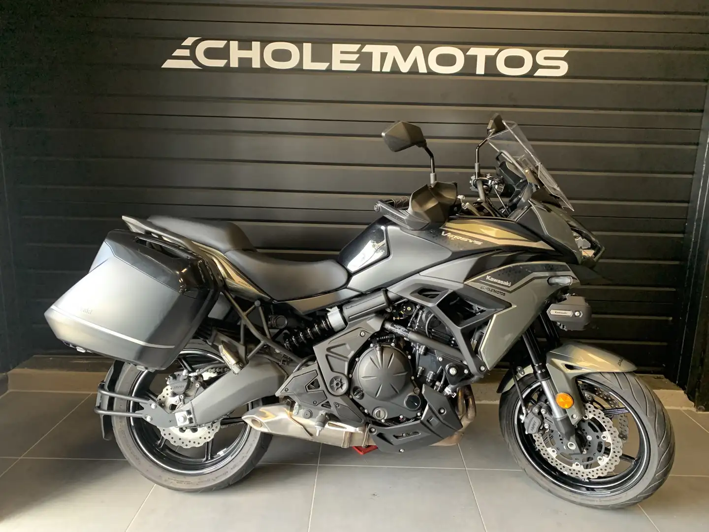 Kawasaki Versys 650 Noir - 1