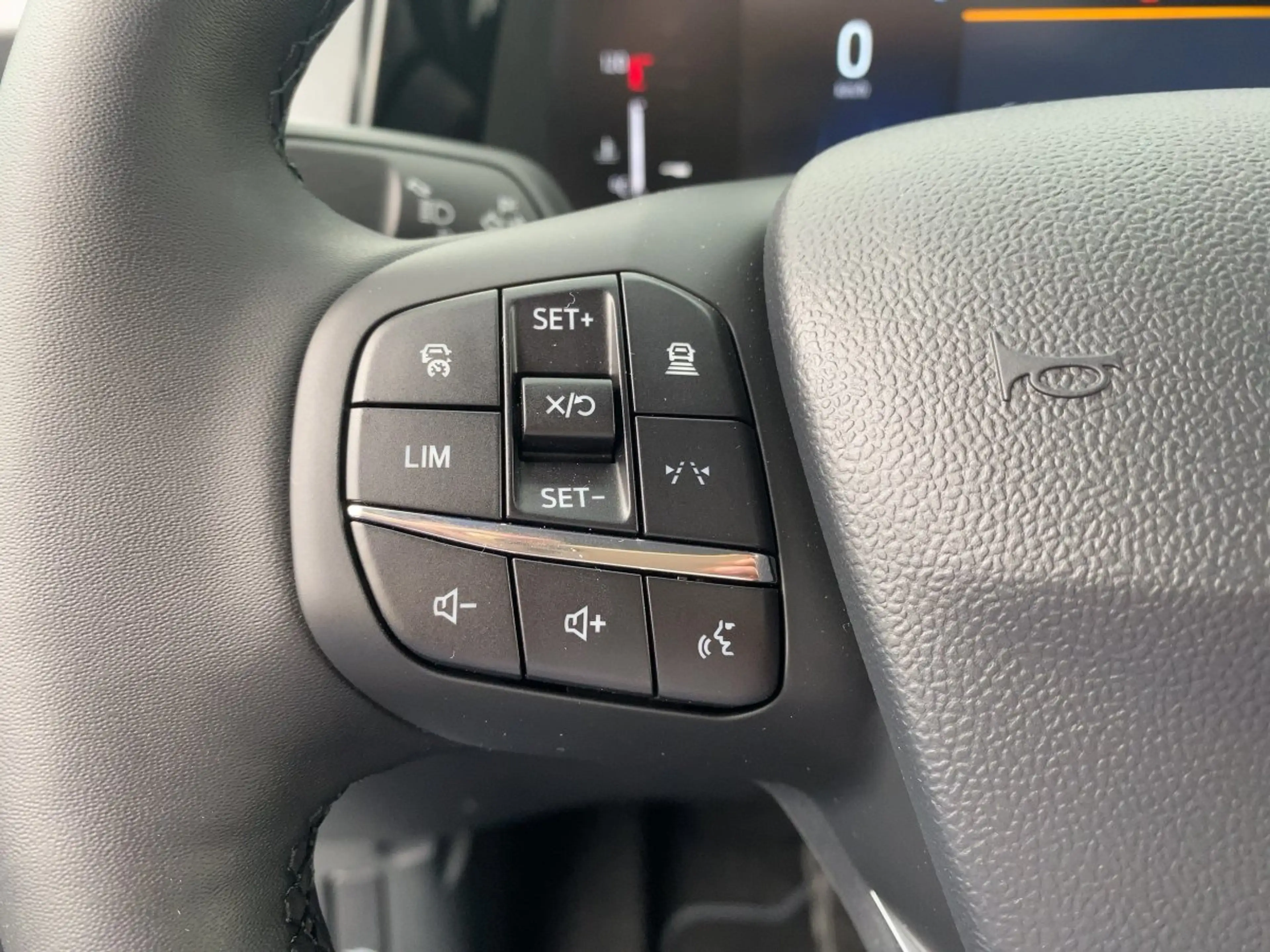 Ford Tourneo Courier Active SHZ*RFK*ACC*Apple*Navi*DAB — photo 9