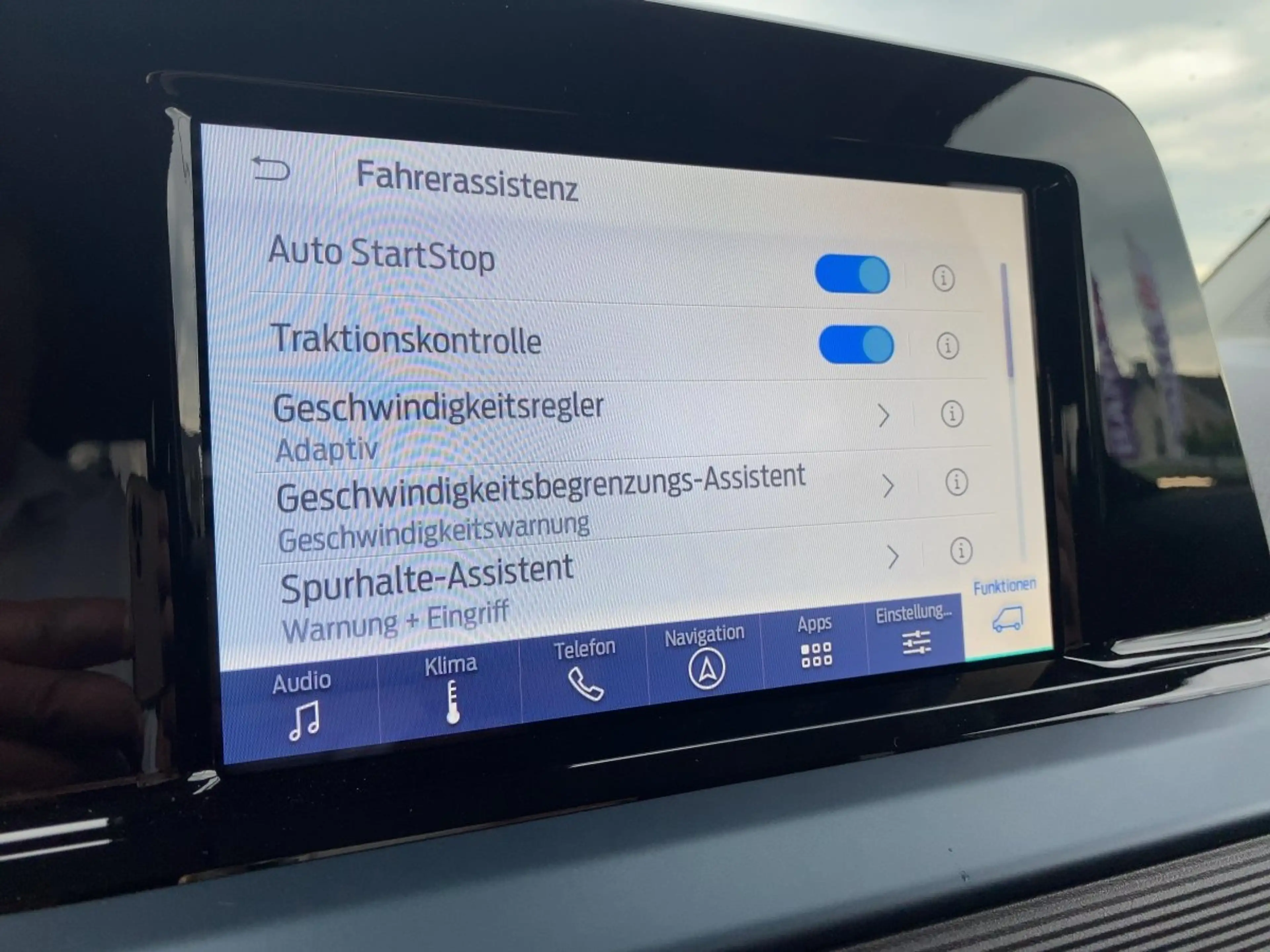 Ford Tourneo Courier Active SHZ*RFK*ACC*Apple*Navi*DAB — photo 15