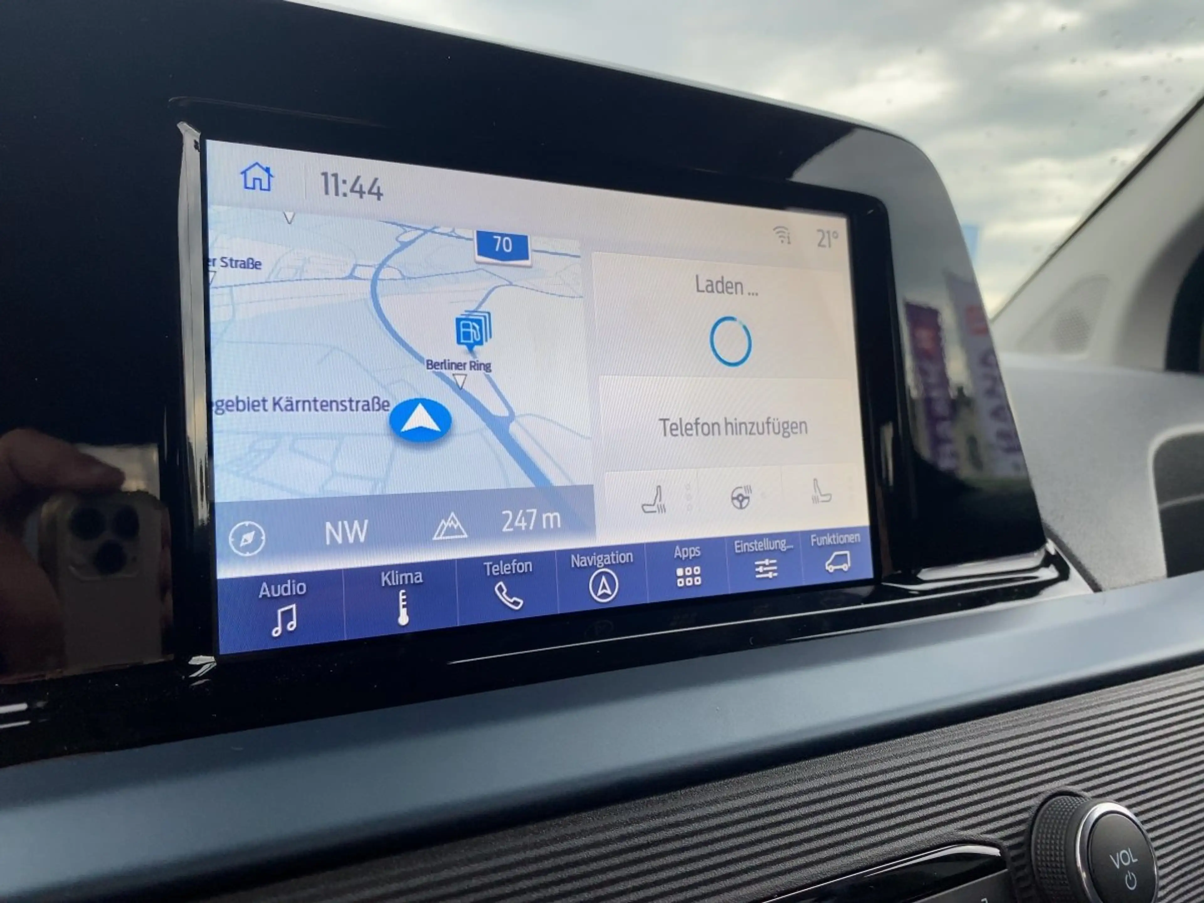 Ford Tourneo Courier Active SHZ*RFK*ACC*Apple*Navi*DAB — photo 11