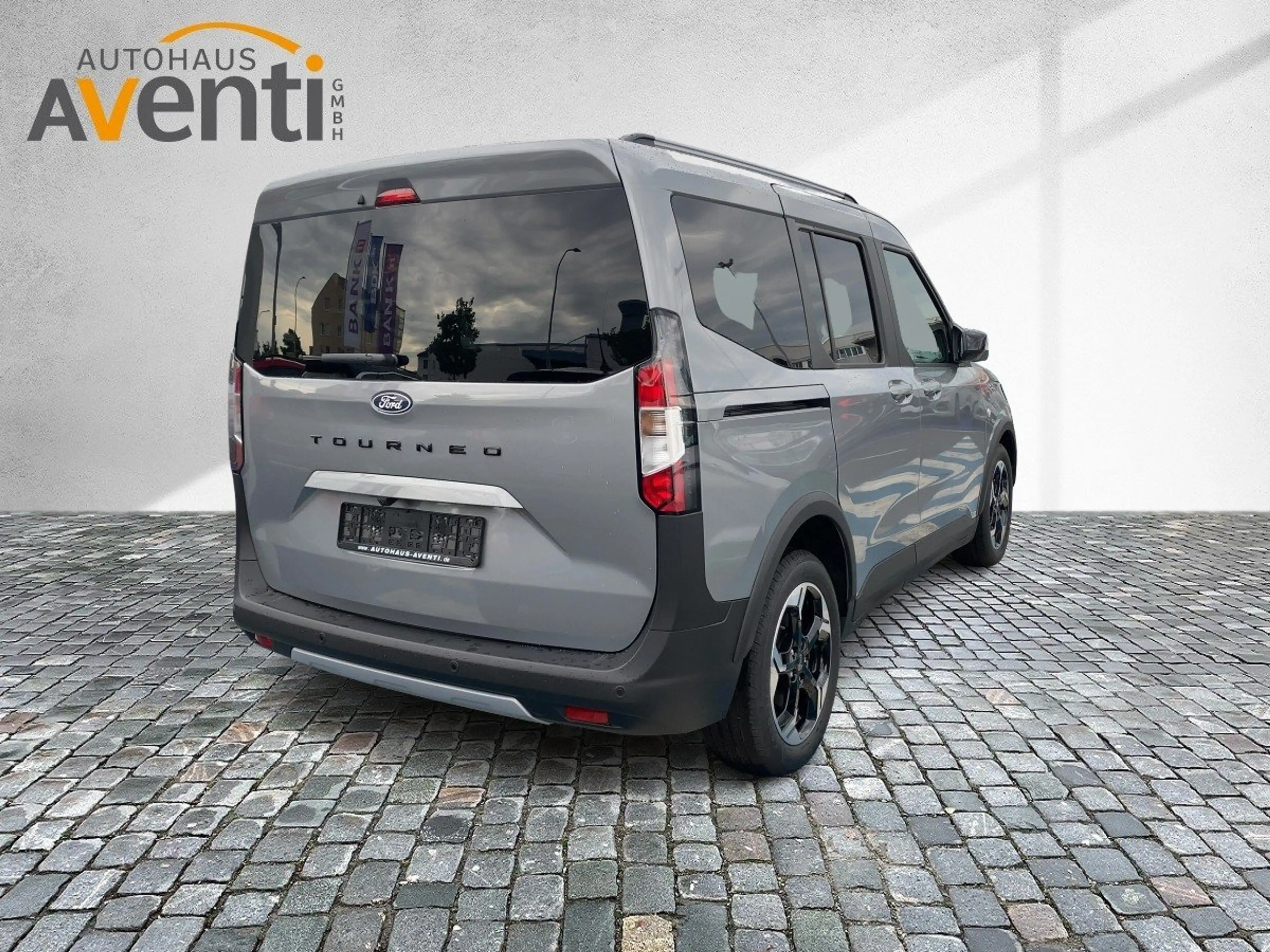 Ford Tourneo Courier Active SHZ*RFK*ACC*Apple*Navi*DAB — photo 3