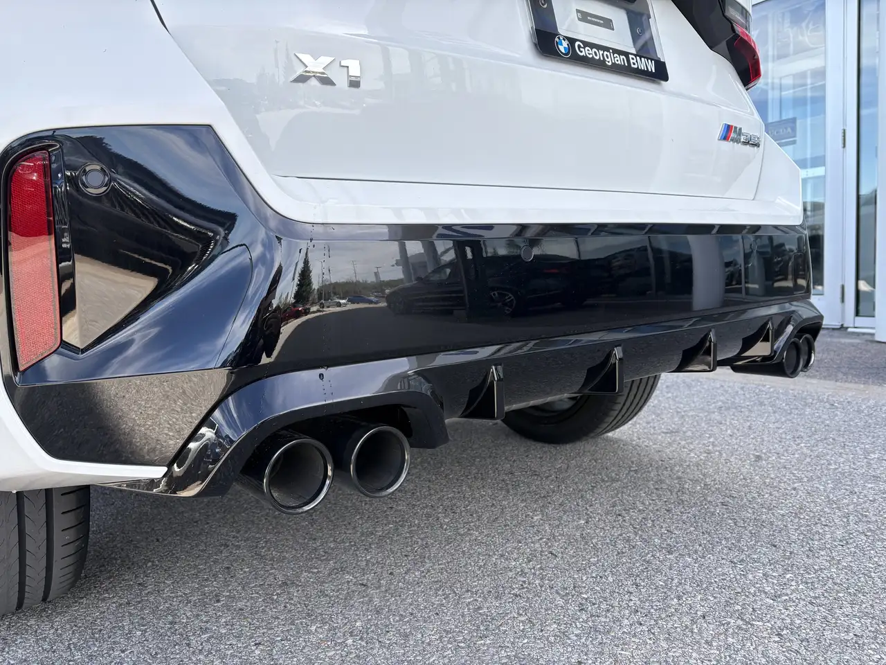 BMW X1 снимка BMW X1