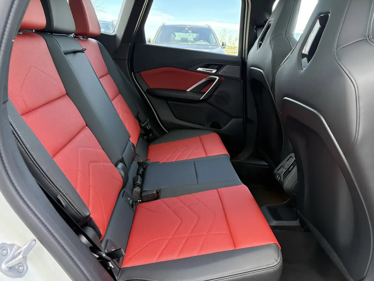 BMW X1 снимка BMW X1