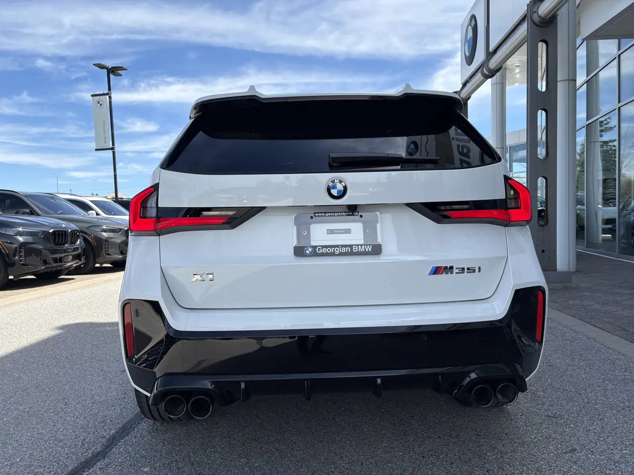 BMW X1 снимка BMW X1
