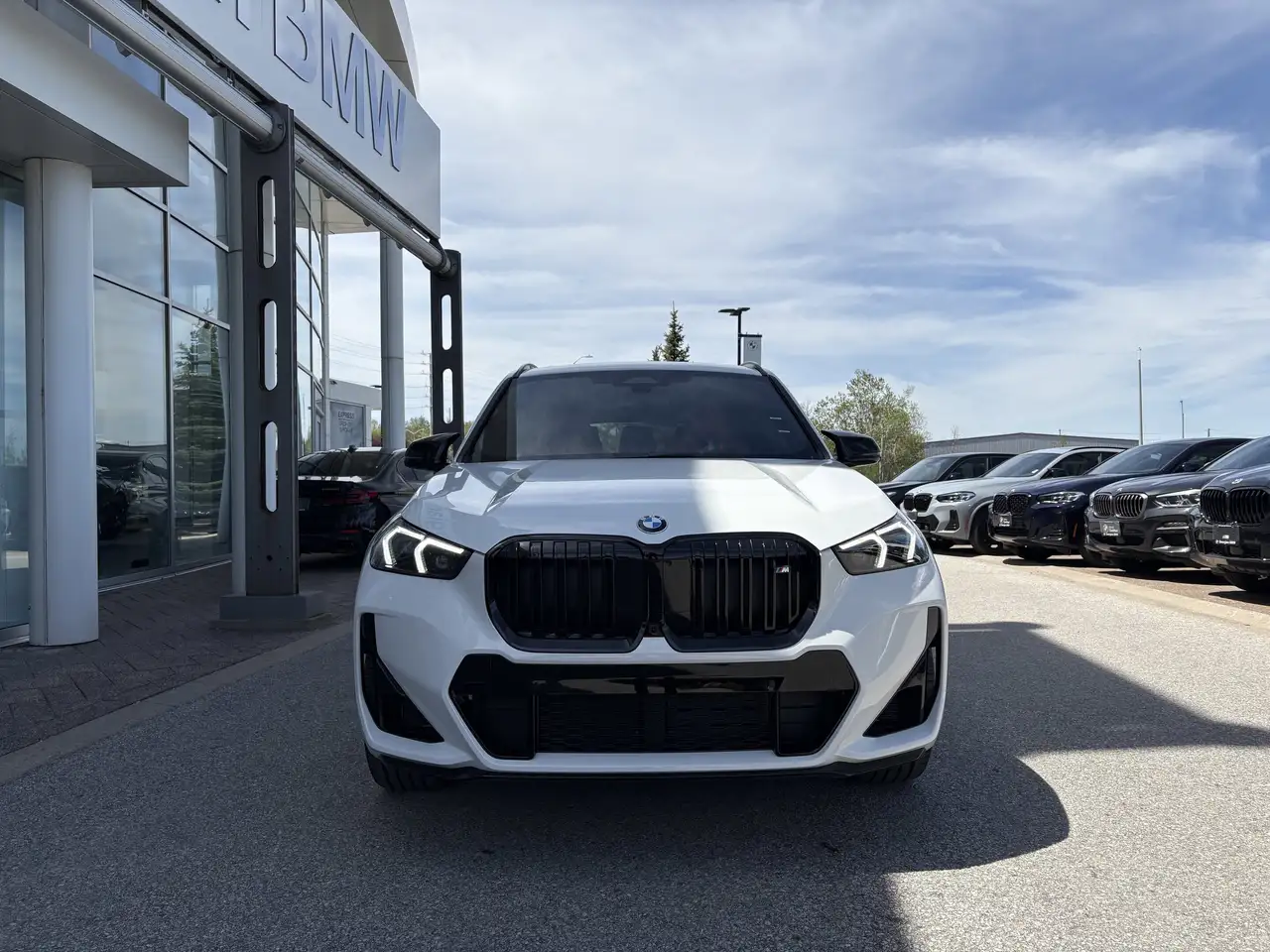 BMW X1 снимка BMW X1