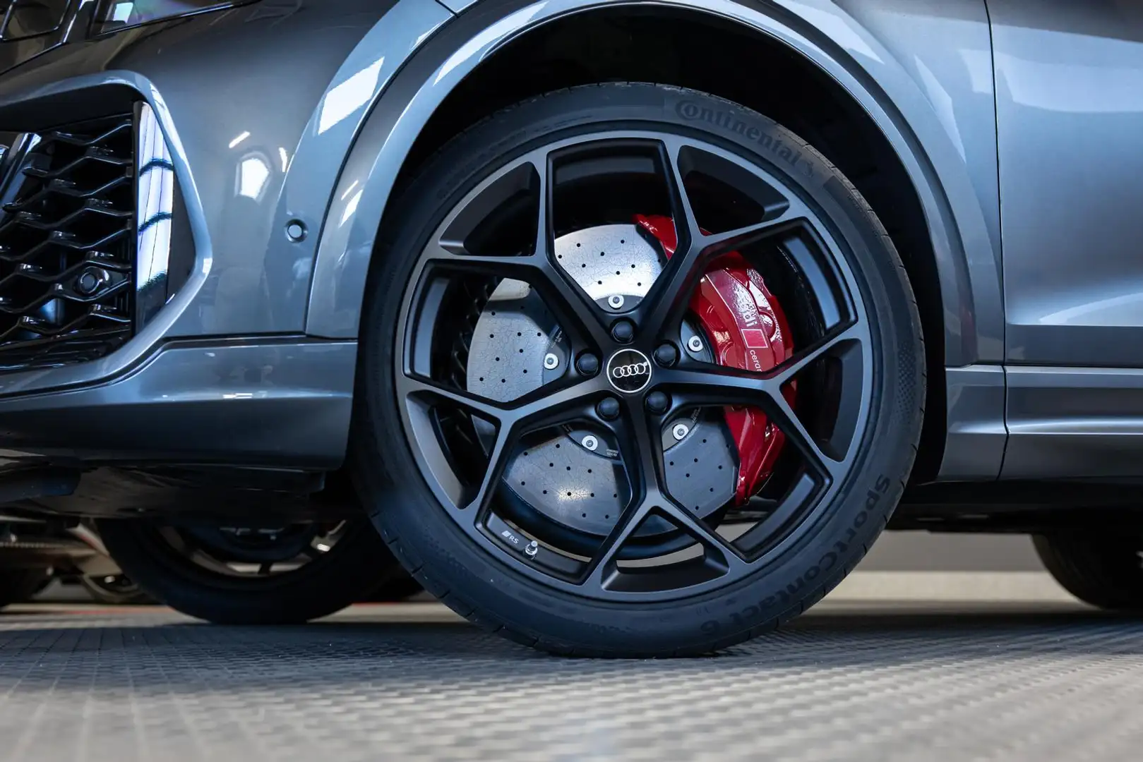 Audi RS Q8 RSQ8 4.0 TFSI quattro performance STHZ FACELIFT Grau - 2