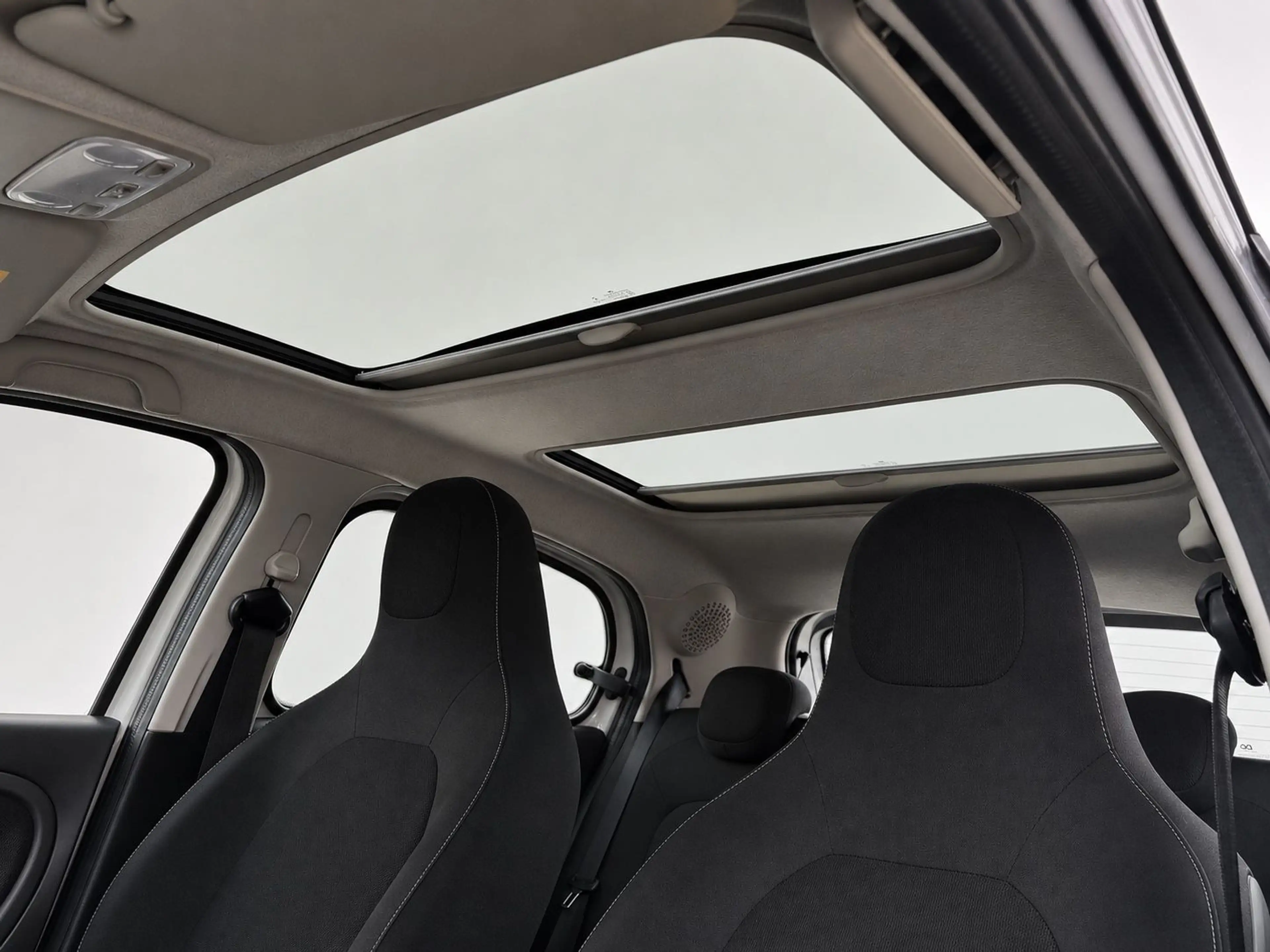 smart forFour forfour Basis 66 kW — photo 10