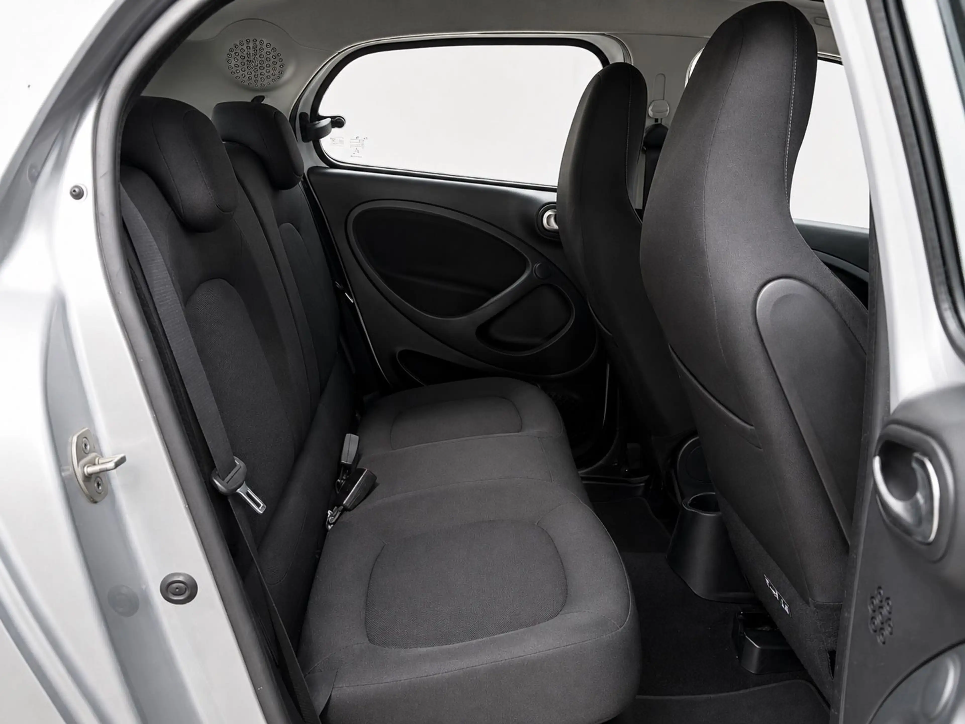 smart forFour forfour Basis 66 kW — photo 13