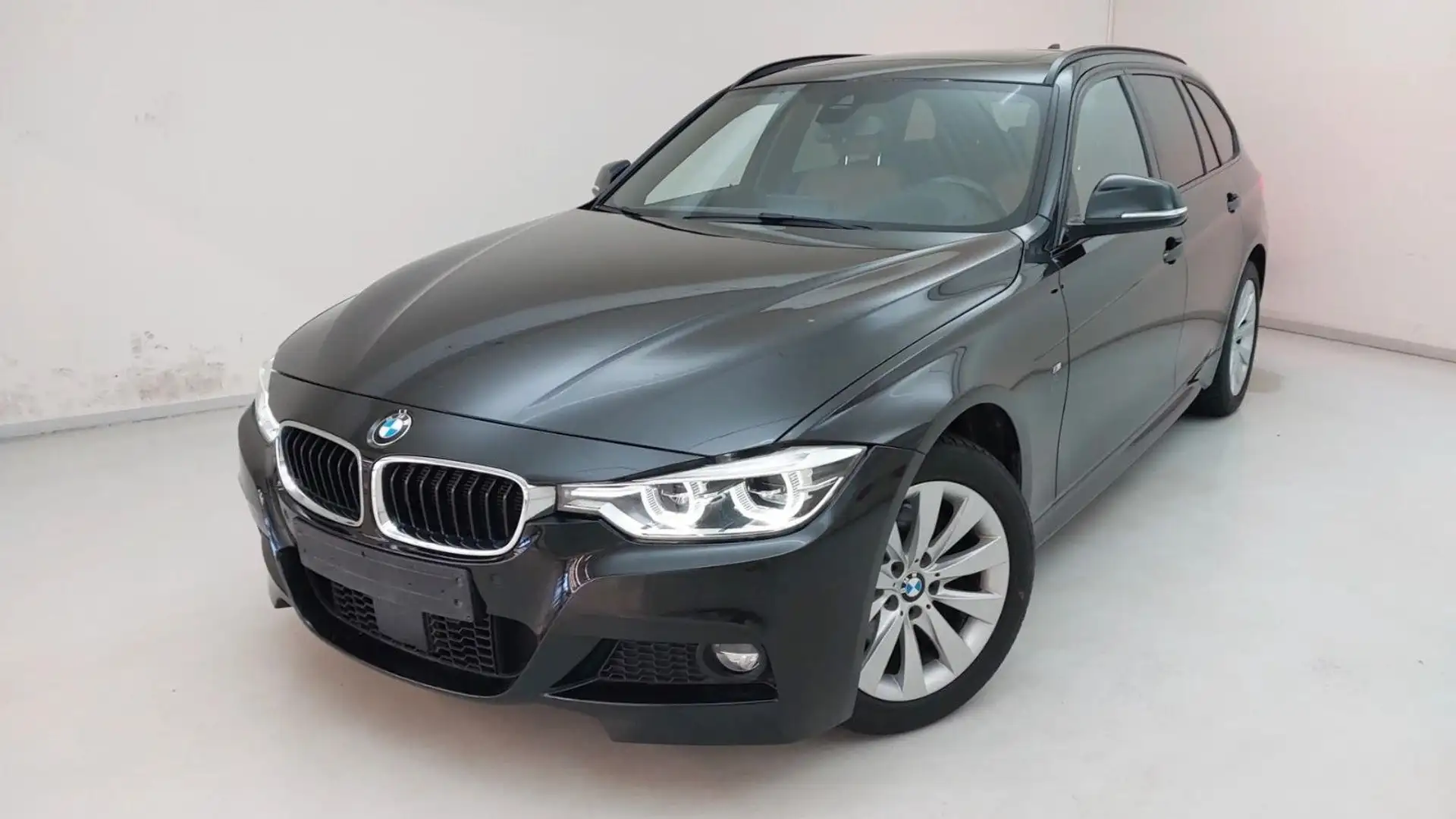 BMW 330 d xDrive M Sport /PANOR / AHK /LEDER /KAMERA Negru - 1