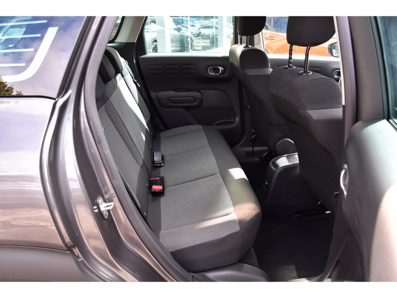 Citroen C3 Aircross 1.2 PureTech 110 MAX LANE HUD GRIP CAM JA17 1°MAIN — photo 8