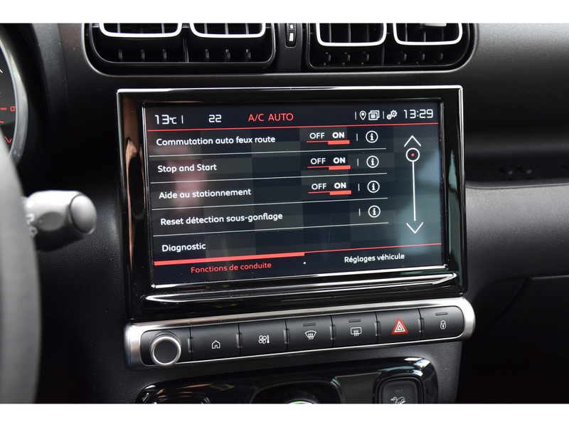 Citroen C3 Aircross 1.2 PureTech 110 MAX LANE HUD GRIP CAM JA17 1°MAIN — photo 13