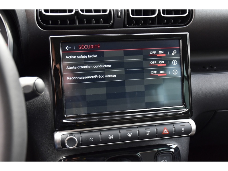 Citroen C3 Aircross 1.2 PureTech 110 MAX LANE HUD GRIP CAM JA17 1°MAIN — photo 14
