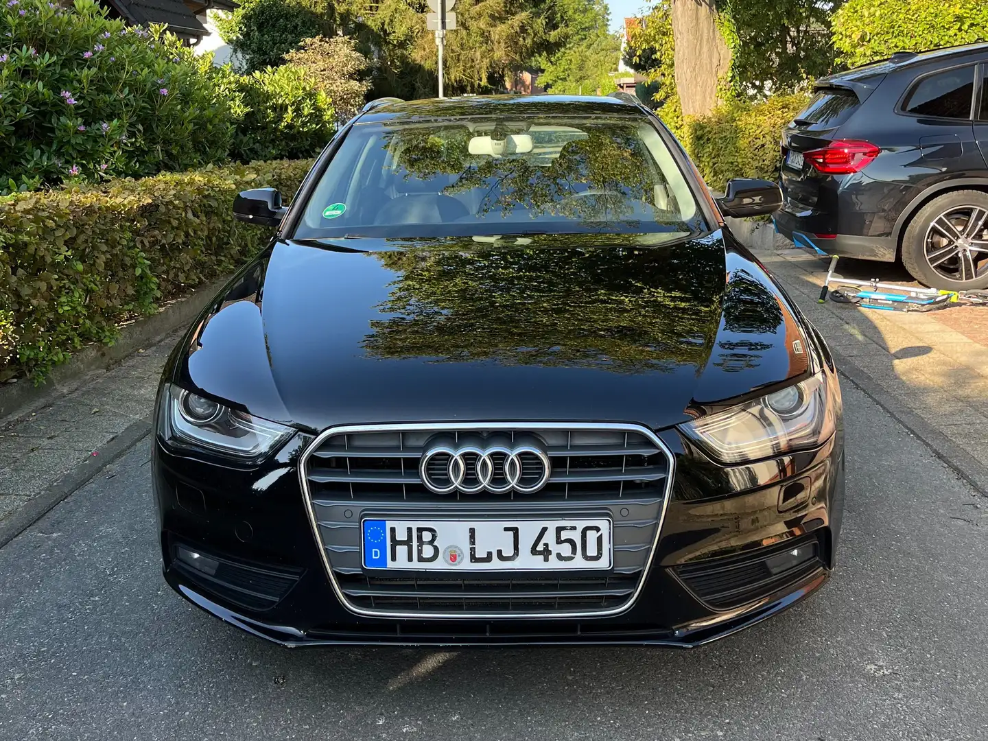 Audi A4 A4 Avant Diesel Avant 2.0 TDI DPF multitronic Attr Schwarz - 1