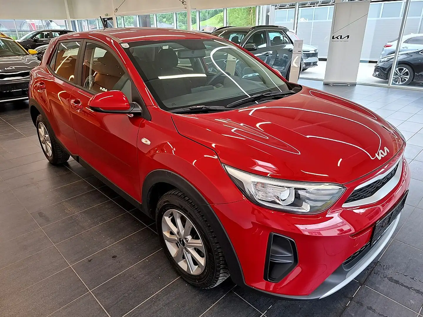 Kia Stonic 1,25 MPI ISG Titan Rot - 2