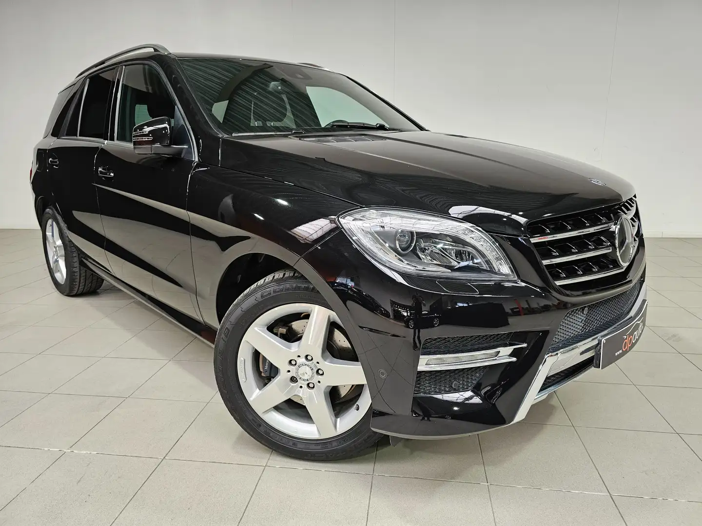 Mercedes-Benz ML 250 BlueTEC AMG PACK Schwarz - 1