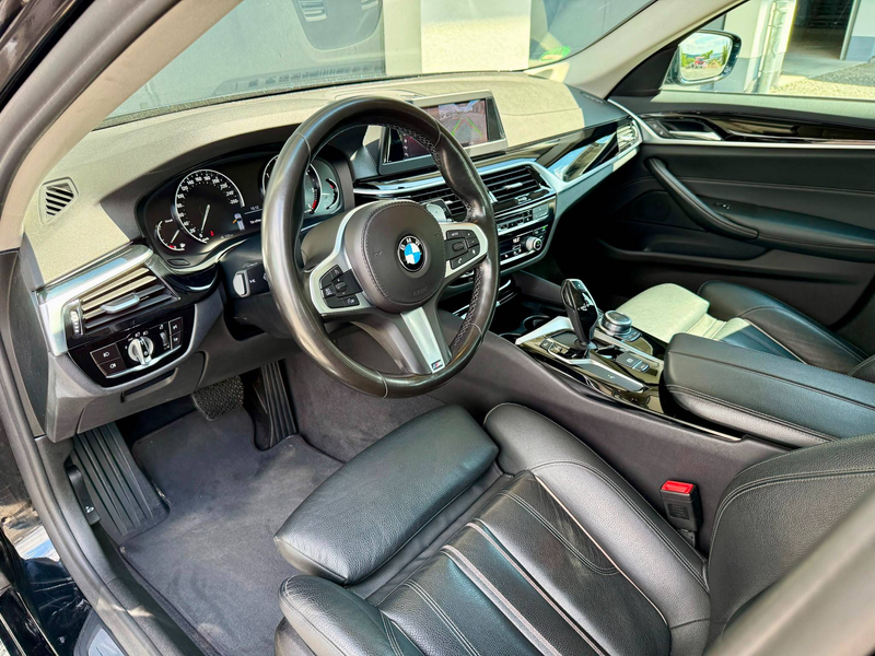BMW 540 540 d xDrive Sport Line — photo 8