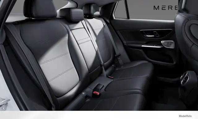Mercedes-Benz GLC 300 e 4MATIC Coupé Ansicht 6