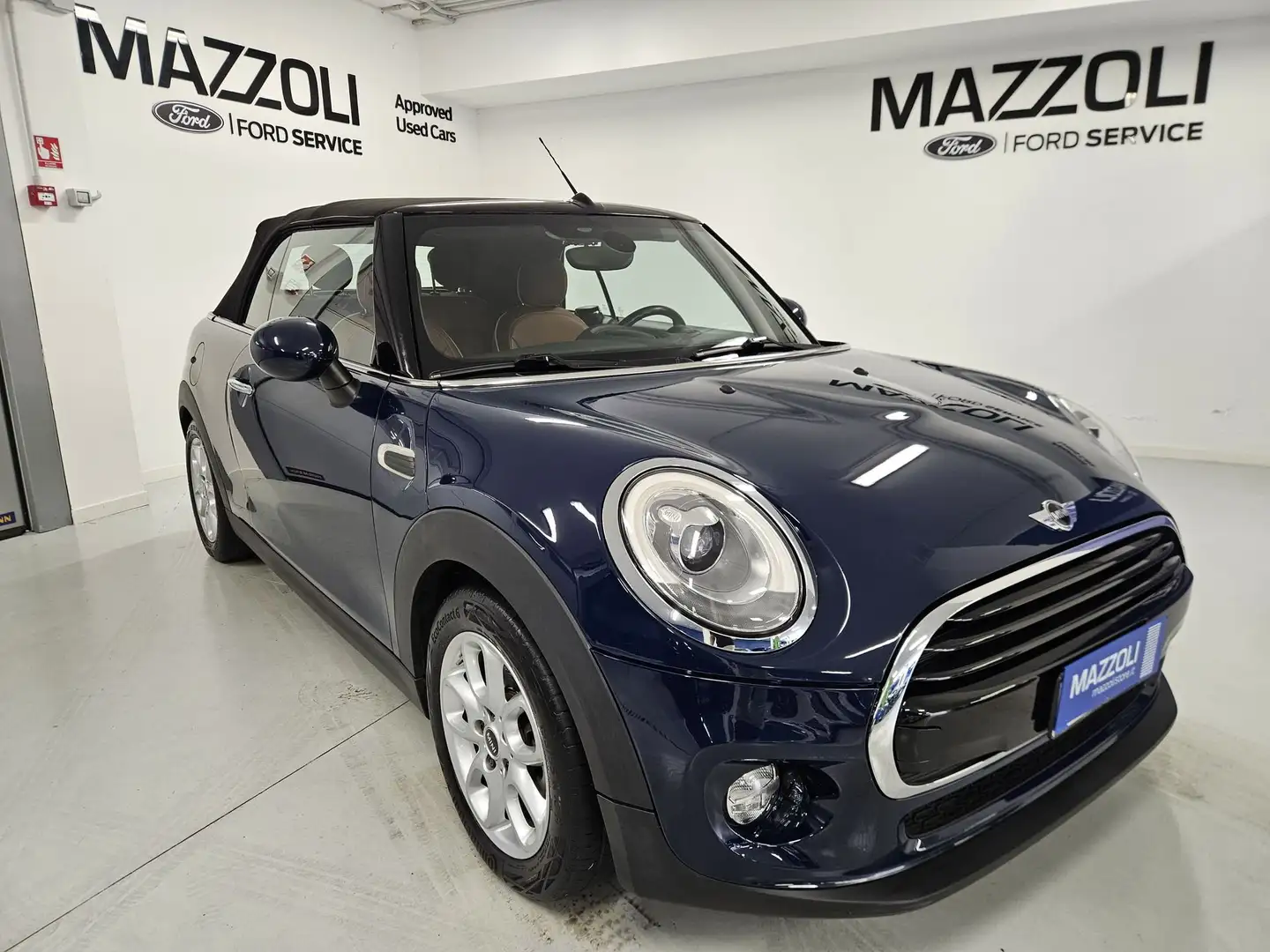 MINI Cooper Cabrio 1.5 Bleu - 1