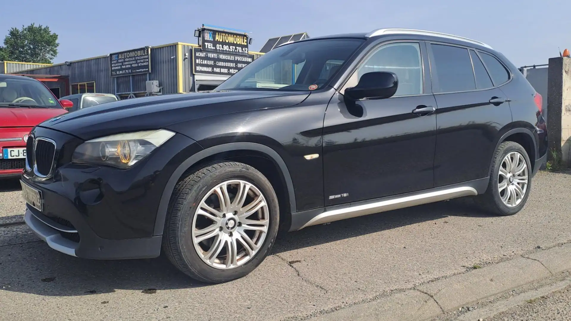BMW X1 18i sDrive 2.0 i 150 cv Boîte auto Noir - 1