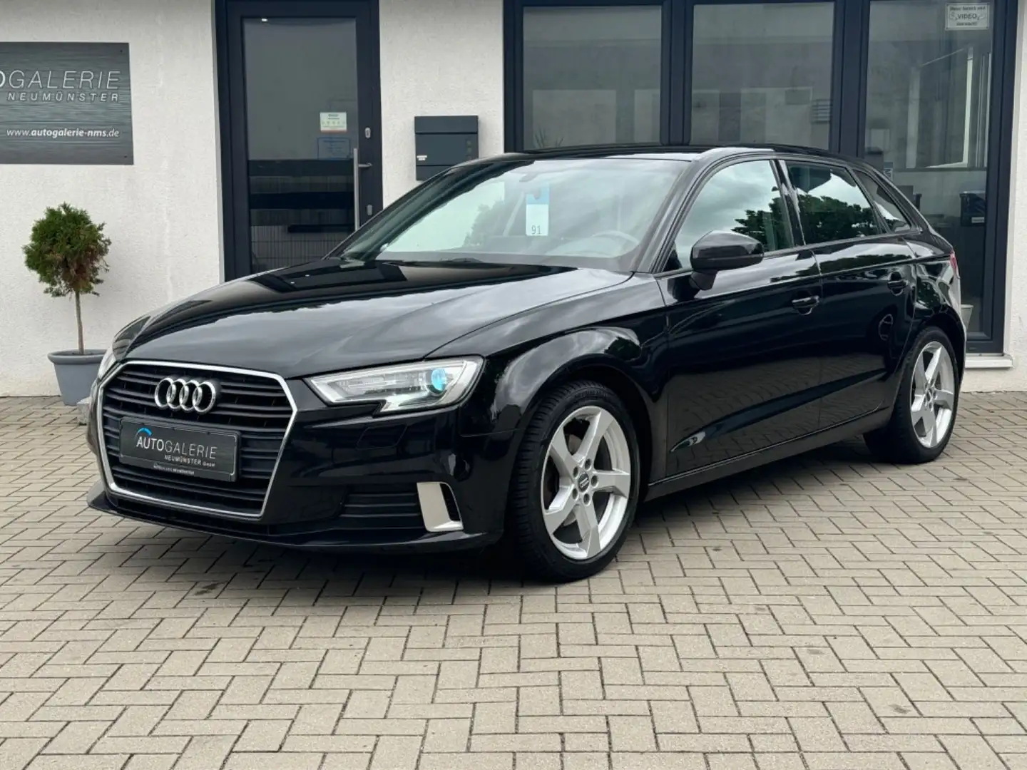 Audi A3 Sportback sport°Klima°PDC°SHZ°Tempo° Noir - 1