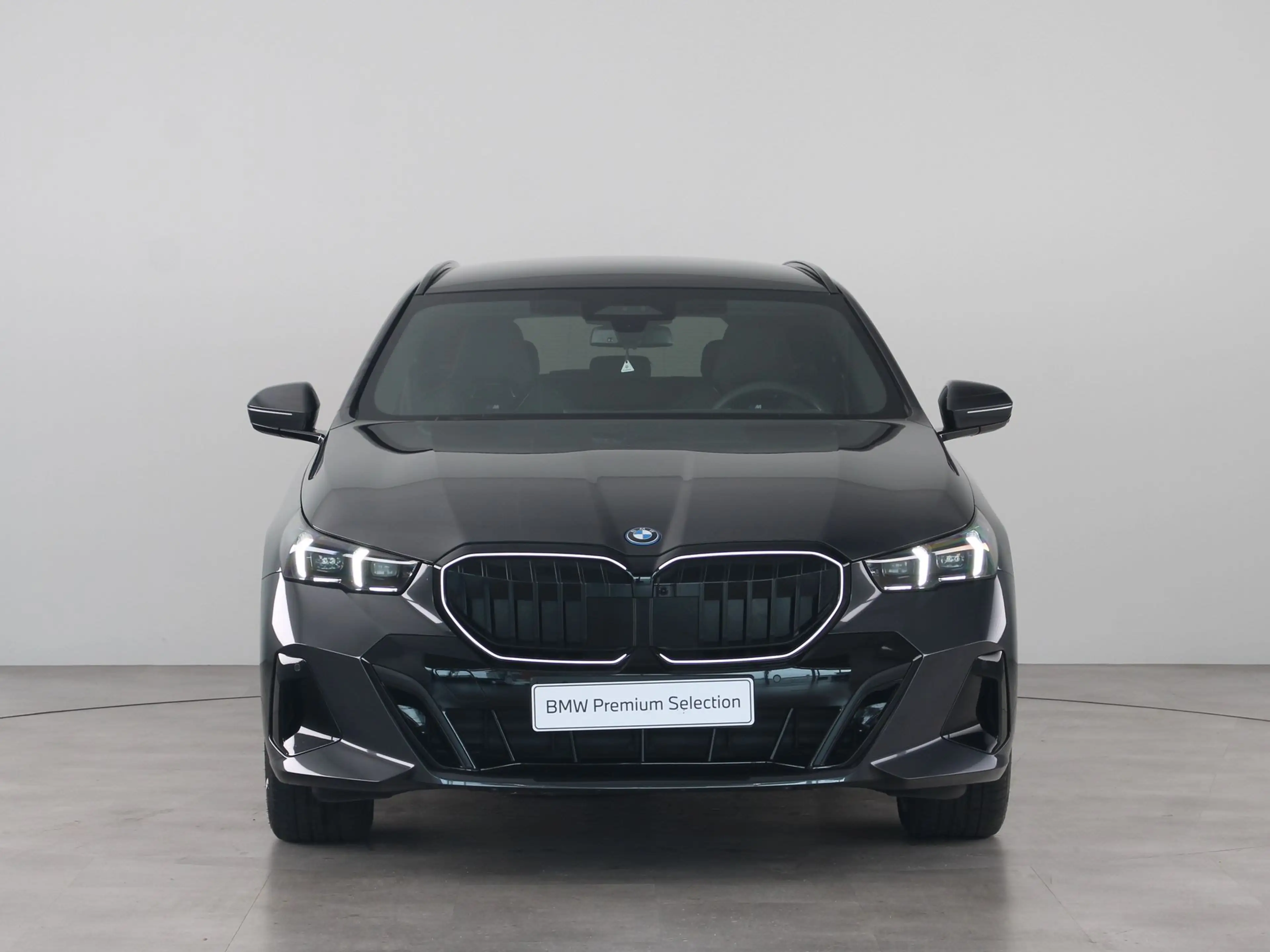 BMW 550 5 Serie Touring 550e xDrive — photo 8