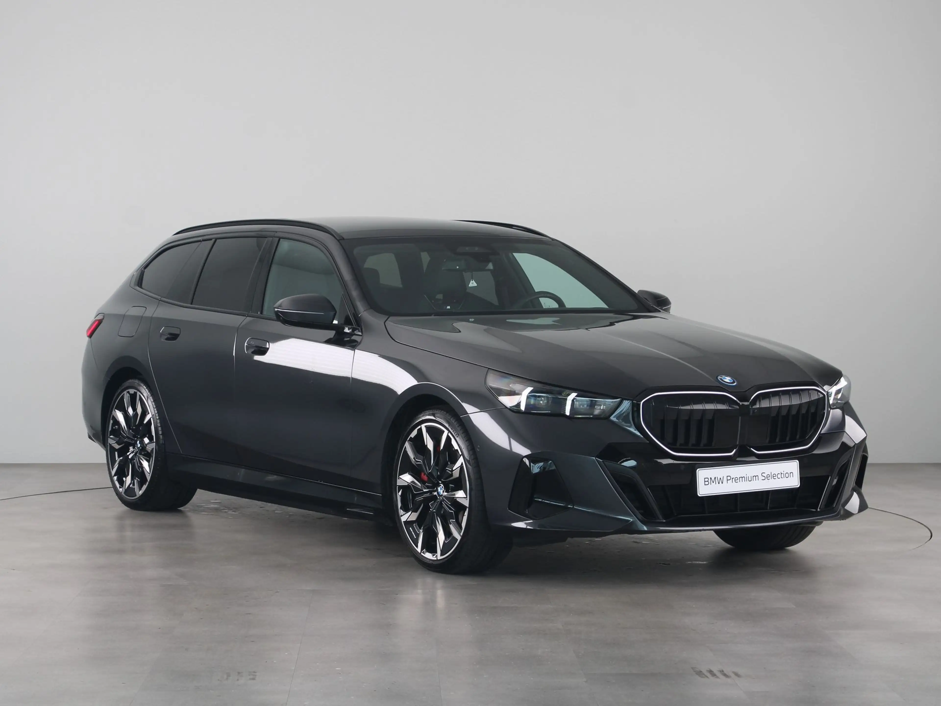 BMW 550 5 Serie Touring 550e xDrive — photo 9