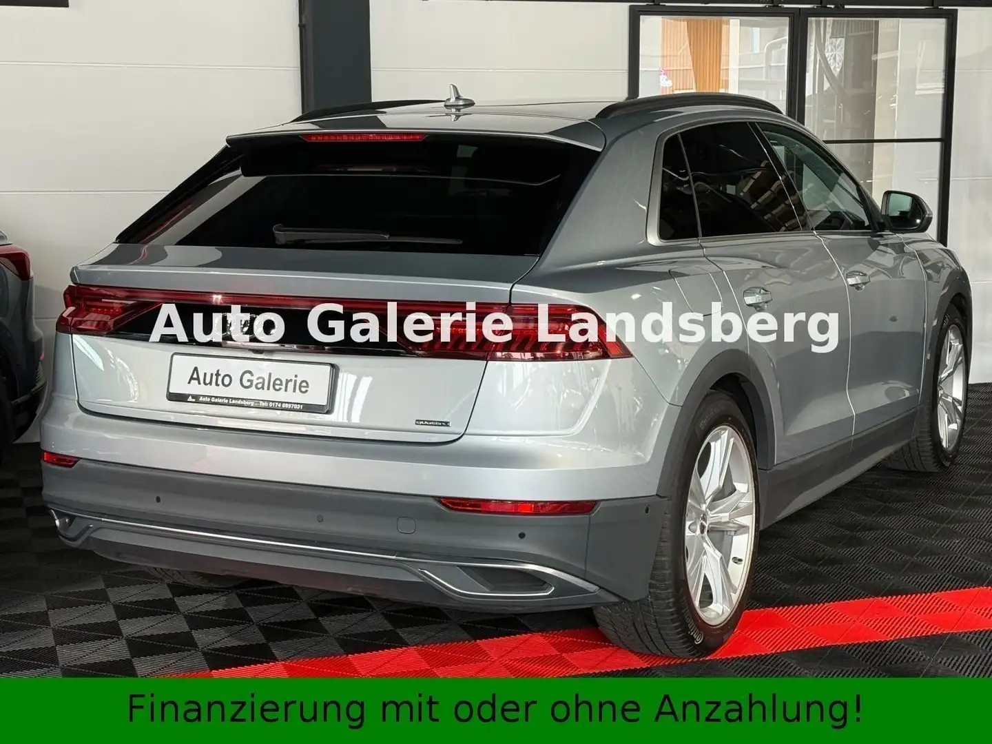 Audi Q8 55 TFSI quattro*LED*21 Zoll*360° Kamera*ACC* Silber - 2