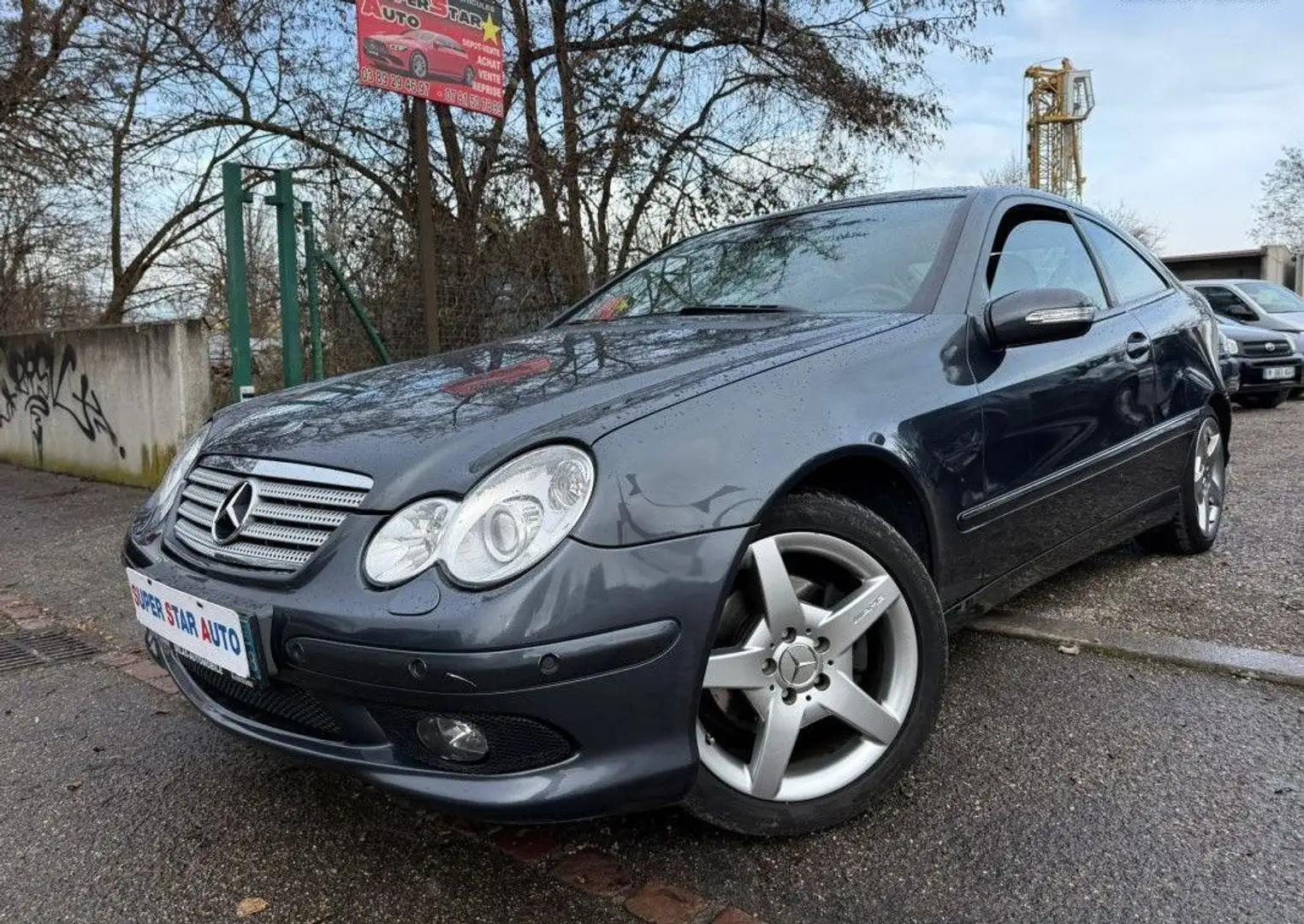 Mercedes-Benz C 230 Classe MERCEDES BENZ C230 2.5l COUPE AVANTGARDE 204CV Azul - 2
