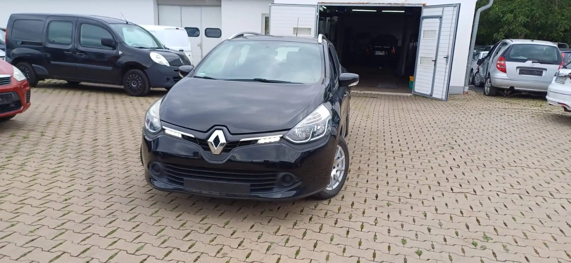 Renault Clio IV Grandtour Dynamique Schwarz - 1