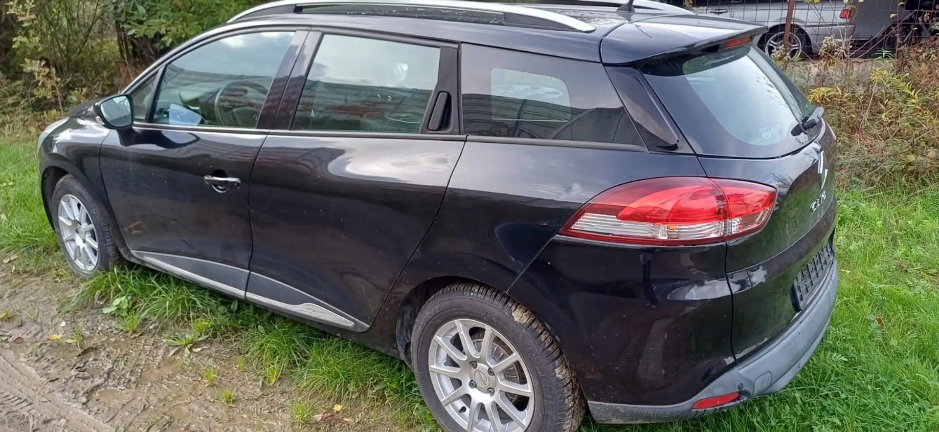 Renault Clio IV Grandtour Dynamique Schwarz - 2