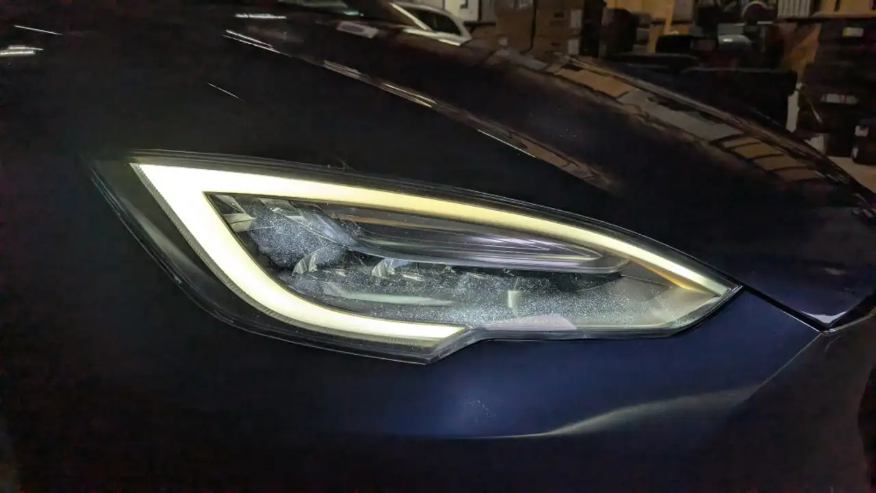 Tesla Model S снимка Tesla Model S
