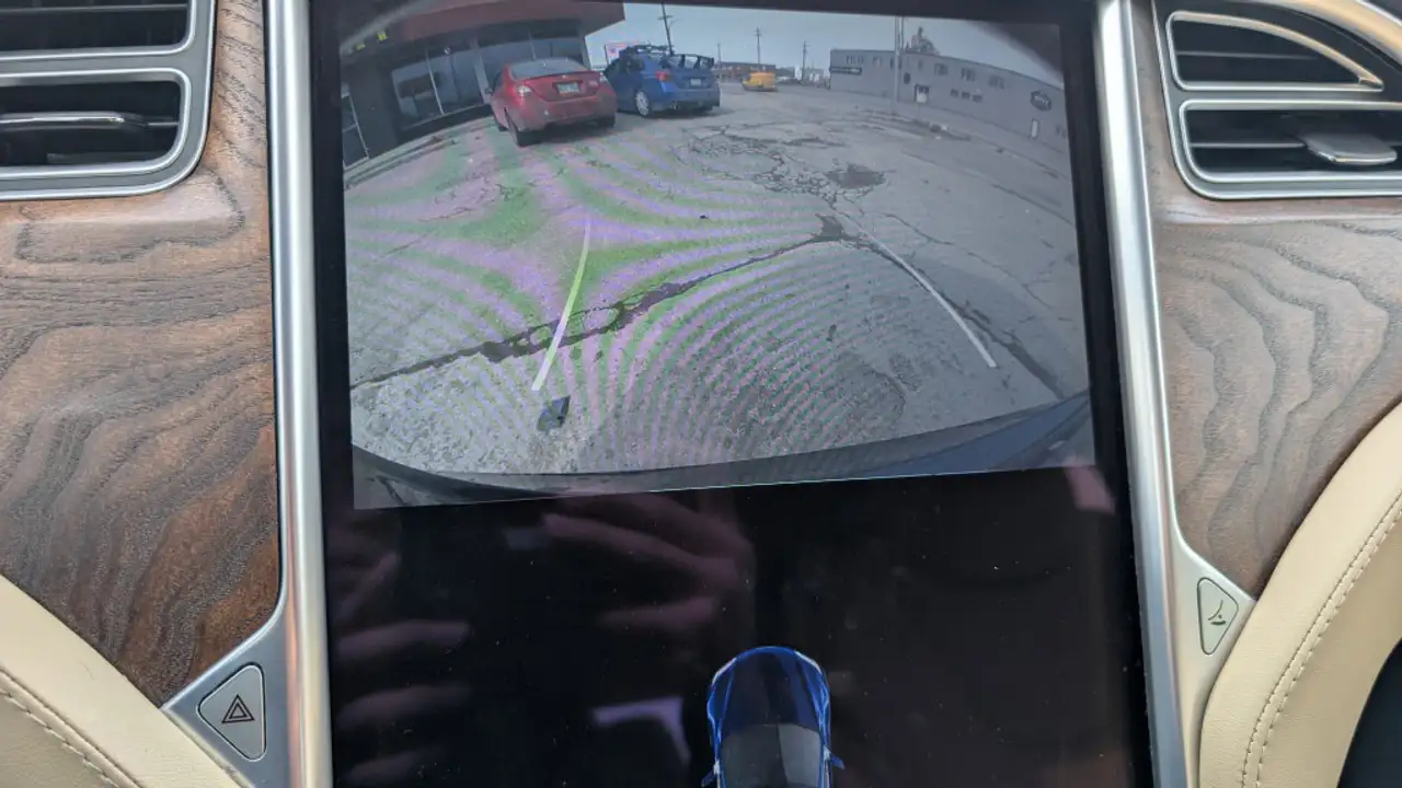 Tesla Model S снимка Tesla Model S